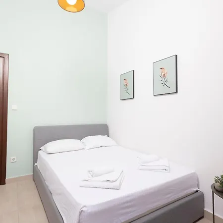 Terra - Great Gardens, Shared Pool, Bbq Villa *