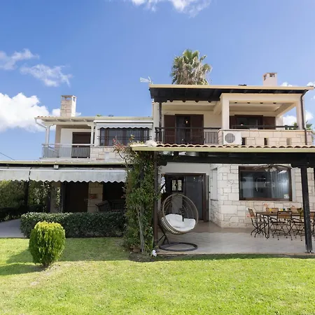 Villa Terra - Great Gardens, Shared Pool, Bbq Villa Pefkochori