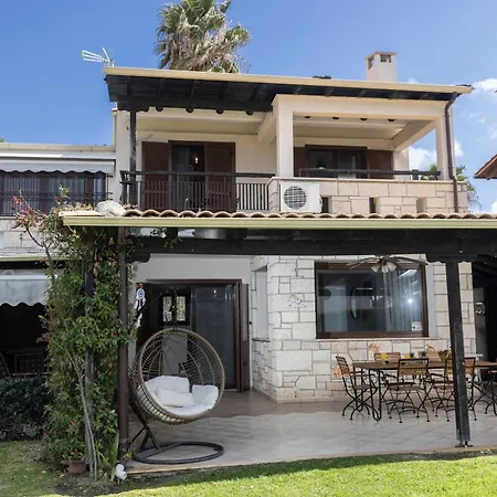 Villa Villa Terra - Great Gardens, Shared Pool, Bbq Pefkochori
